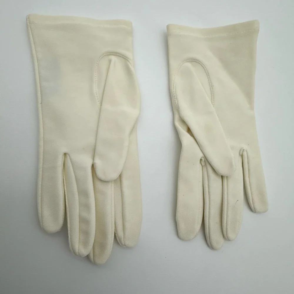 Vintage 1960s 1970s ARIS Hands Beautiful Ivory Dress Gloves Embroidered One Size